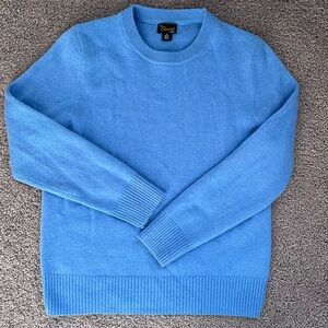 Excellent condition boys cashmere crewneck sweater in blue! Size M (8-9).